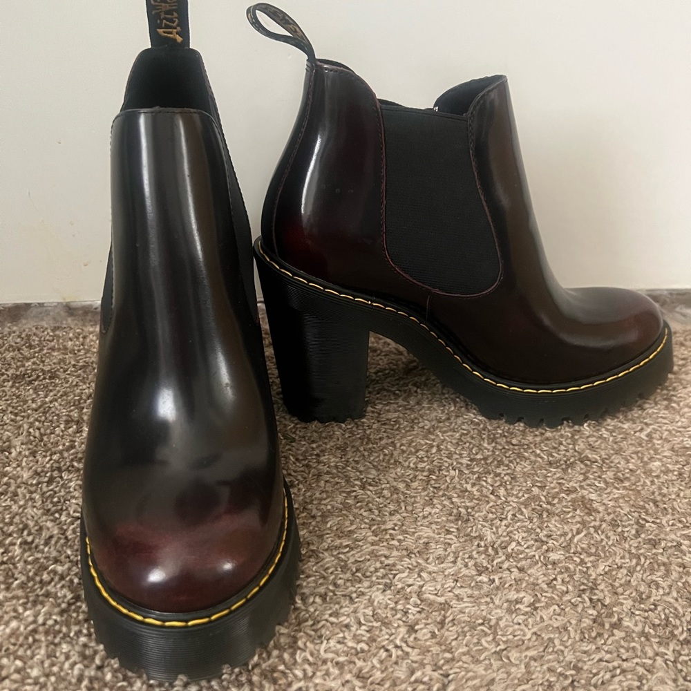 Dr. Martens Hurston Slip-on Heel Booties Women’s Size 9 in Cherry Red